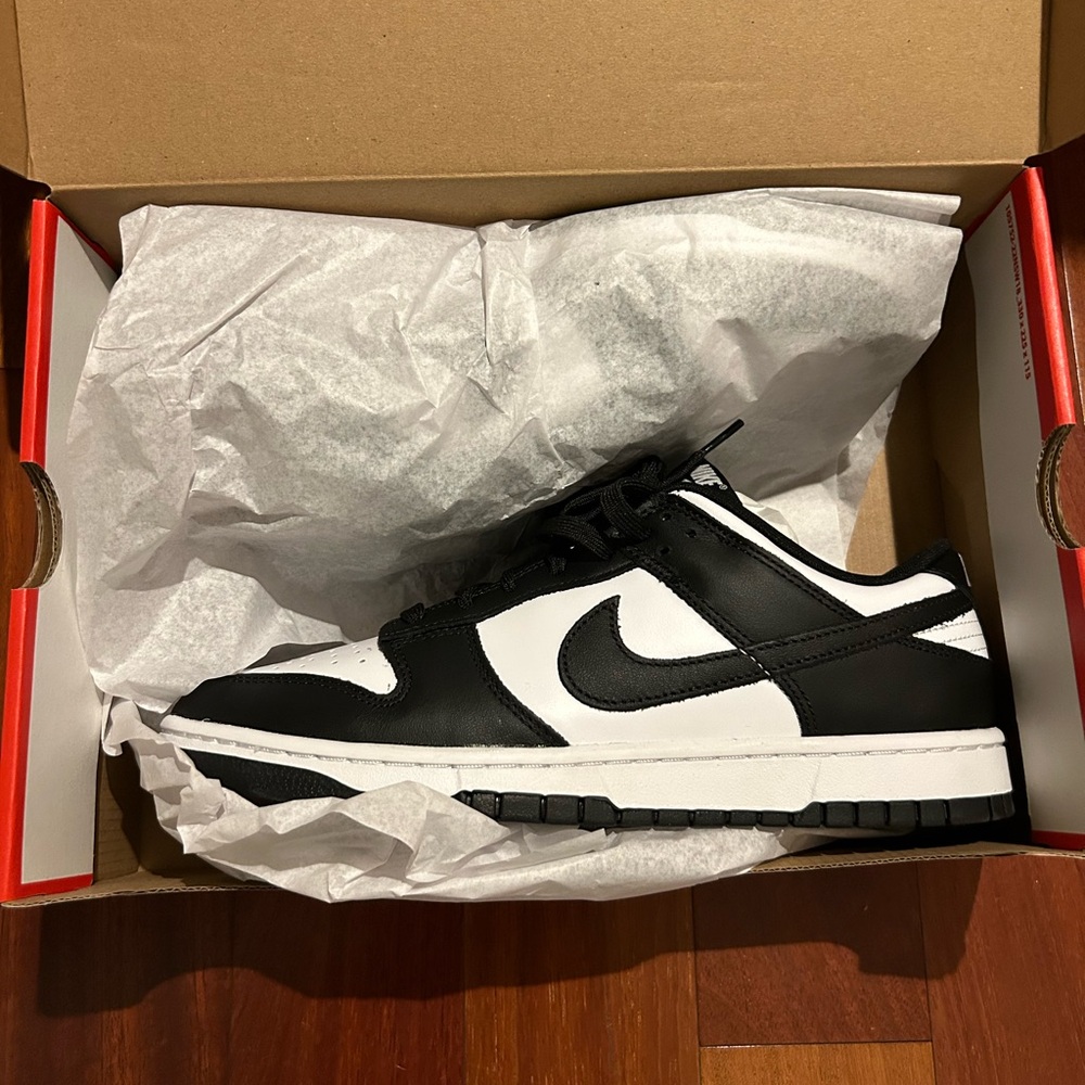 Nike Black and White Sneakers